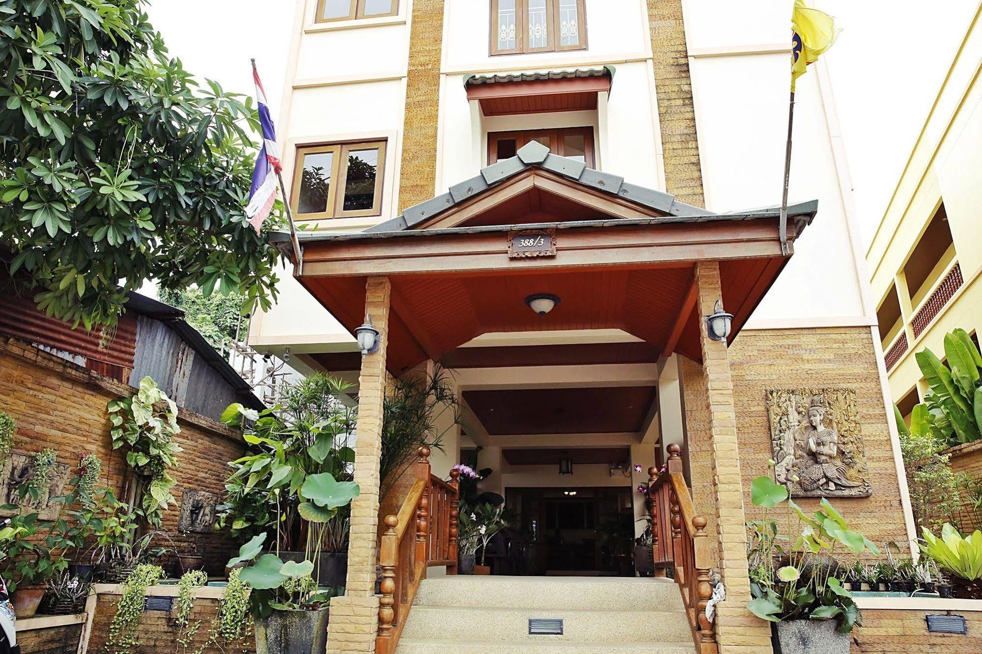 Baan SS Karon Hotel Bagian luar foto